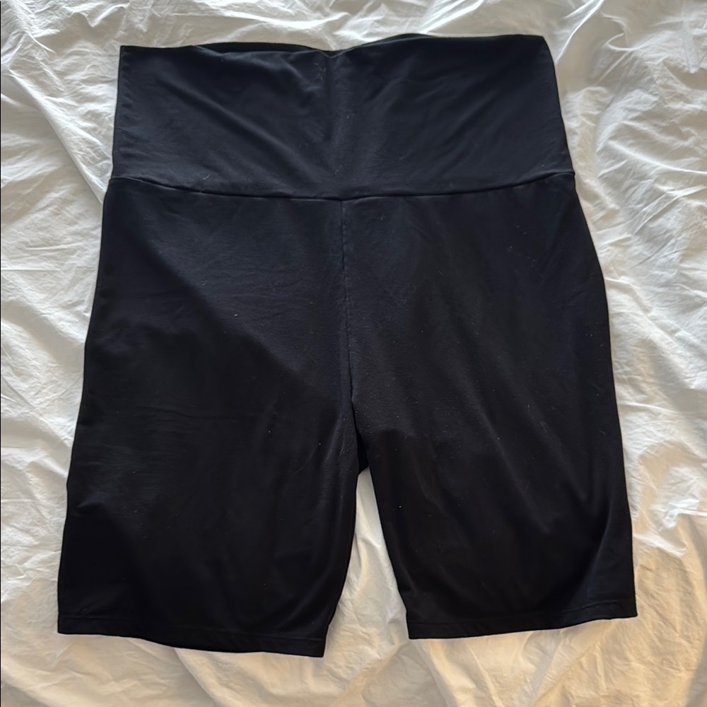 Hatch Over the Belly Shorts